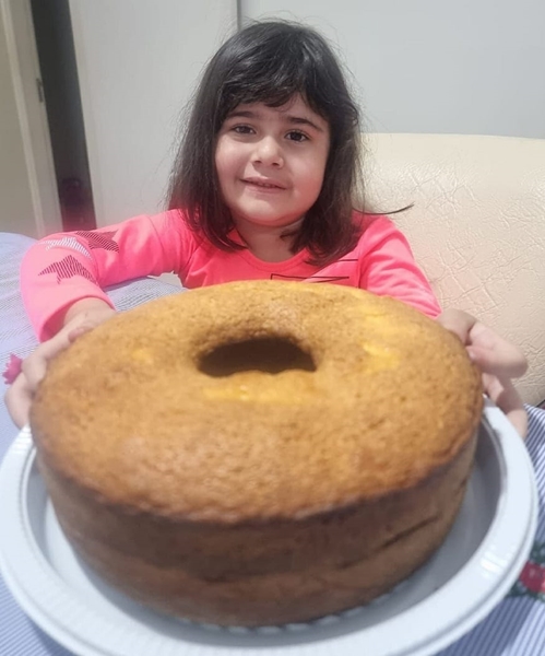Alunos do jardim II fazem bolo de fubá