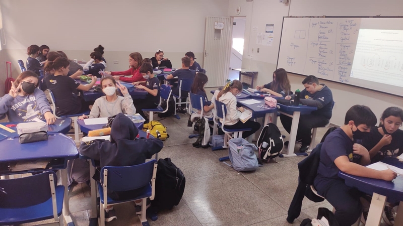 Alunos desenvolvem dominó de frações equivalentes
