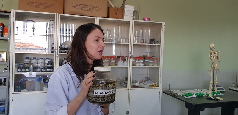 Alunos do jardim I visitam laboratório