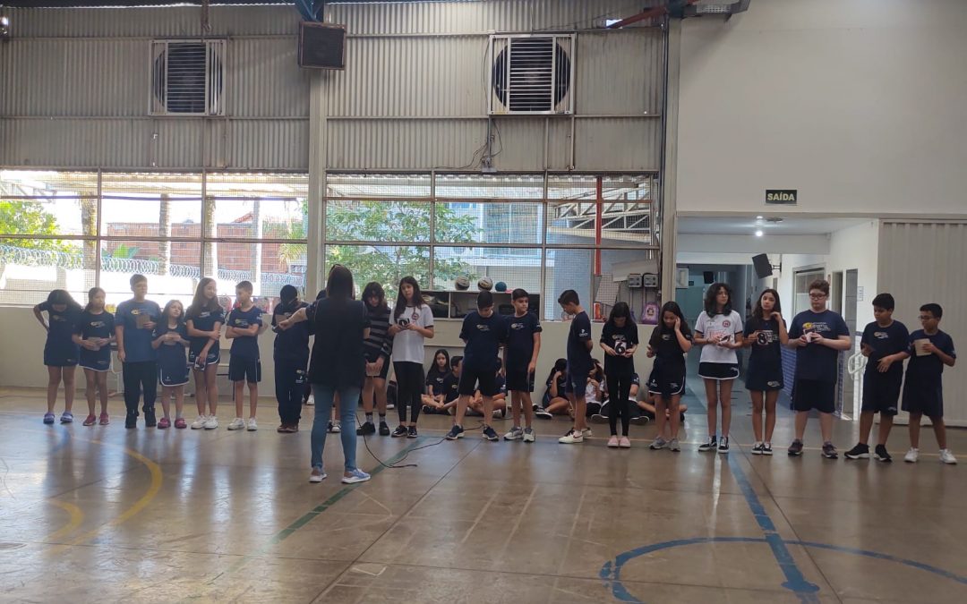Alunos dos 6º anos realizam gincana de matemática