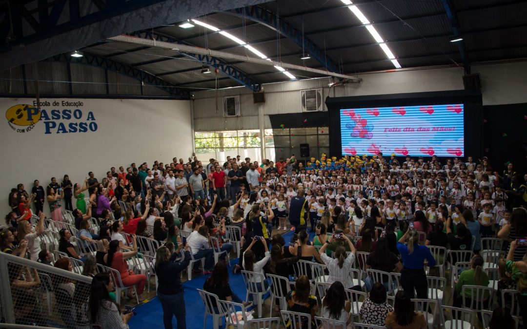 Apresentações do Dia das Mães emocionam a todos!