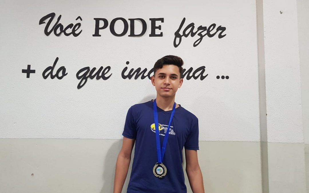 Aluno Passo a Passo garante 1º lugar em olimpíada de robótica
