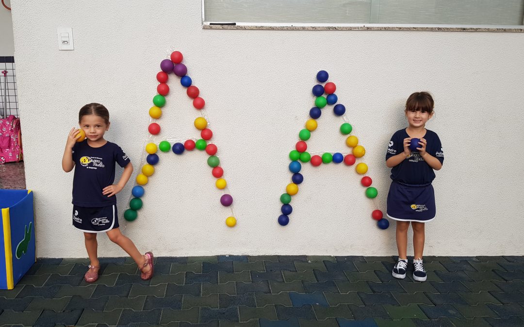 Alunos dos jardim I tem aula lúdica sobre a letra “A”