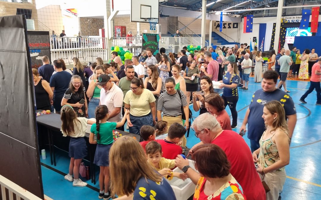 Feira do Programa Bilíngue Passo a Passo é um sucesso!